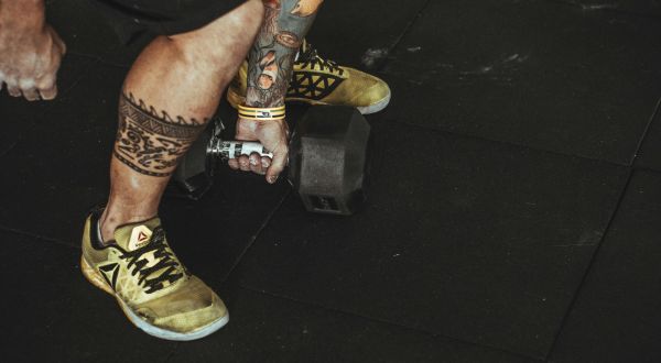 Dumbbell Leg and Glute Workout: The Ultimate Guide to Sculpted Legs and Powerful Glutes