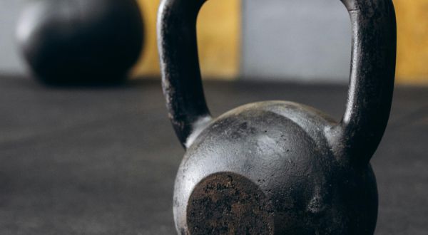 Dumbbell Leg and Glute Workout: The Ultimate Guide to Sculpted Legs and Powerful Glutes