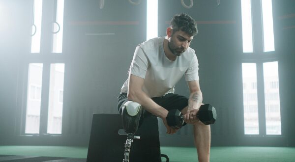 Dumbbell Leg and Glute Workout: The Ultimate Guide to Sculpted Legs and Powerful Glutes